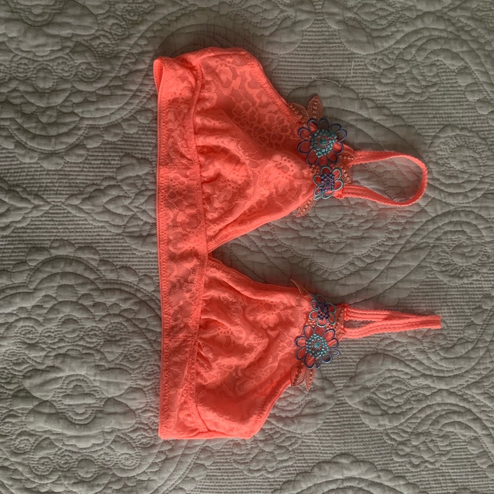 Coral aerie bralette